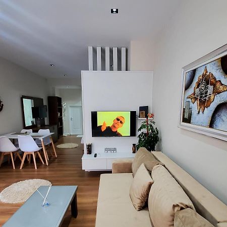 Апартаменты Armando'S House Дуррес Экстерьер фото